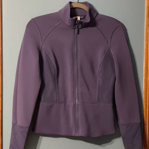 Lululemon jacket - Picture 2 of 7